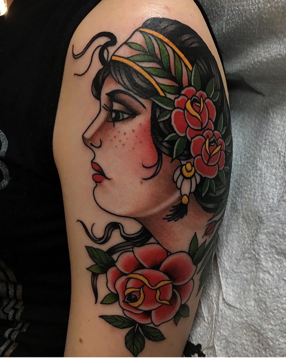 Full Circle Tattoo
