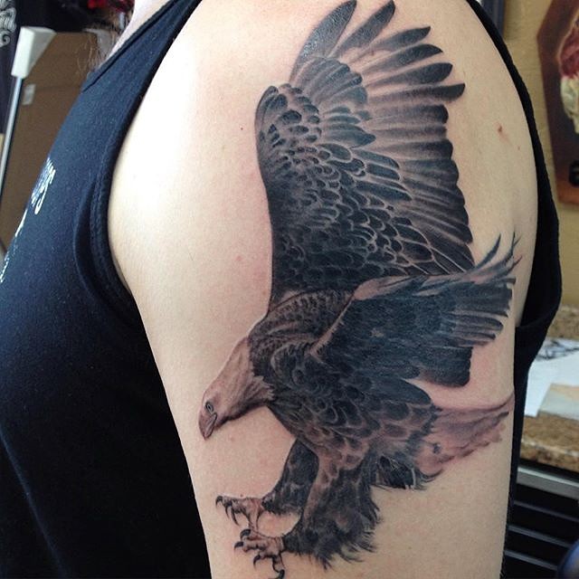 Full Circle Tattoo