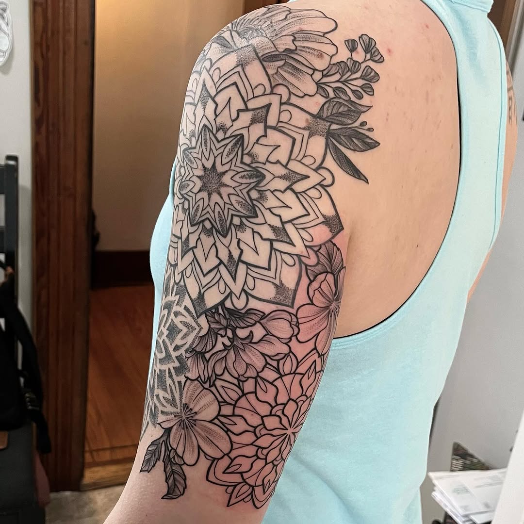 laurablacktattoo