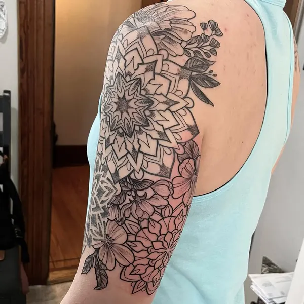 laurablacktattoo