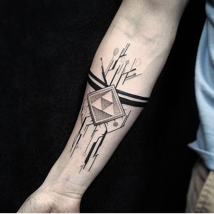 Ink and Dagger Tattoo