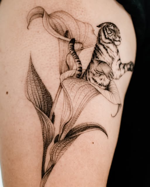 Tiger, Flower