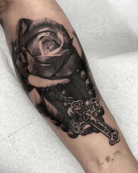 Full Circle Tattoo