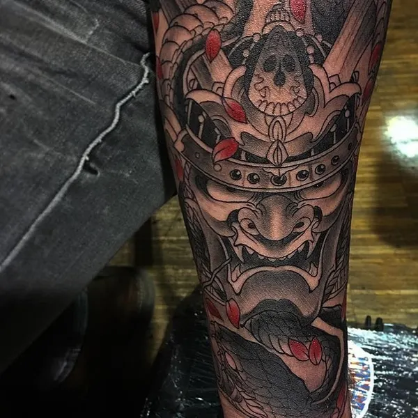Full Circle Tattoo