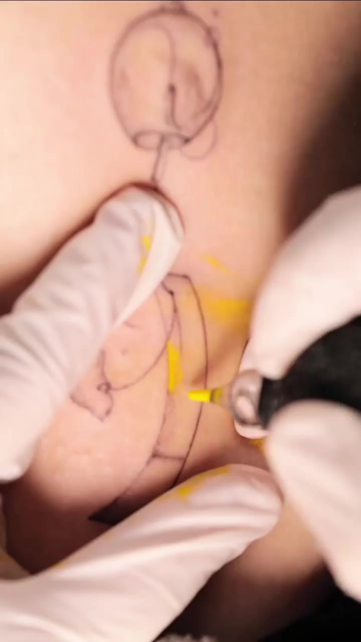 tattooist_toma
