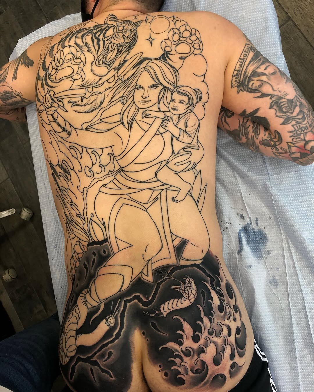 Flower, Dragon