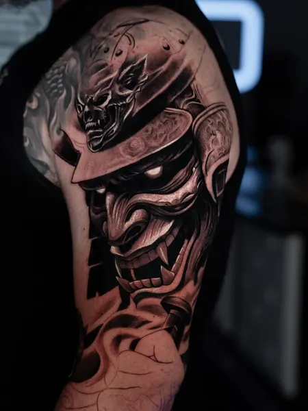 Robert Pho