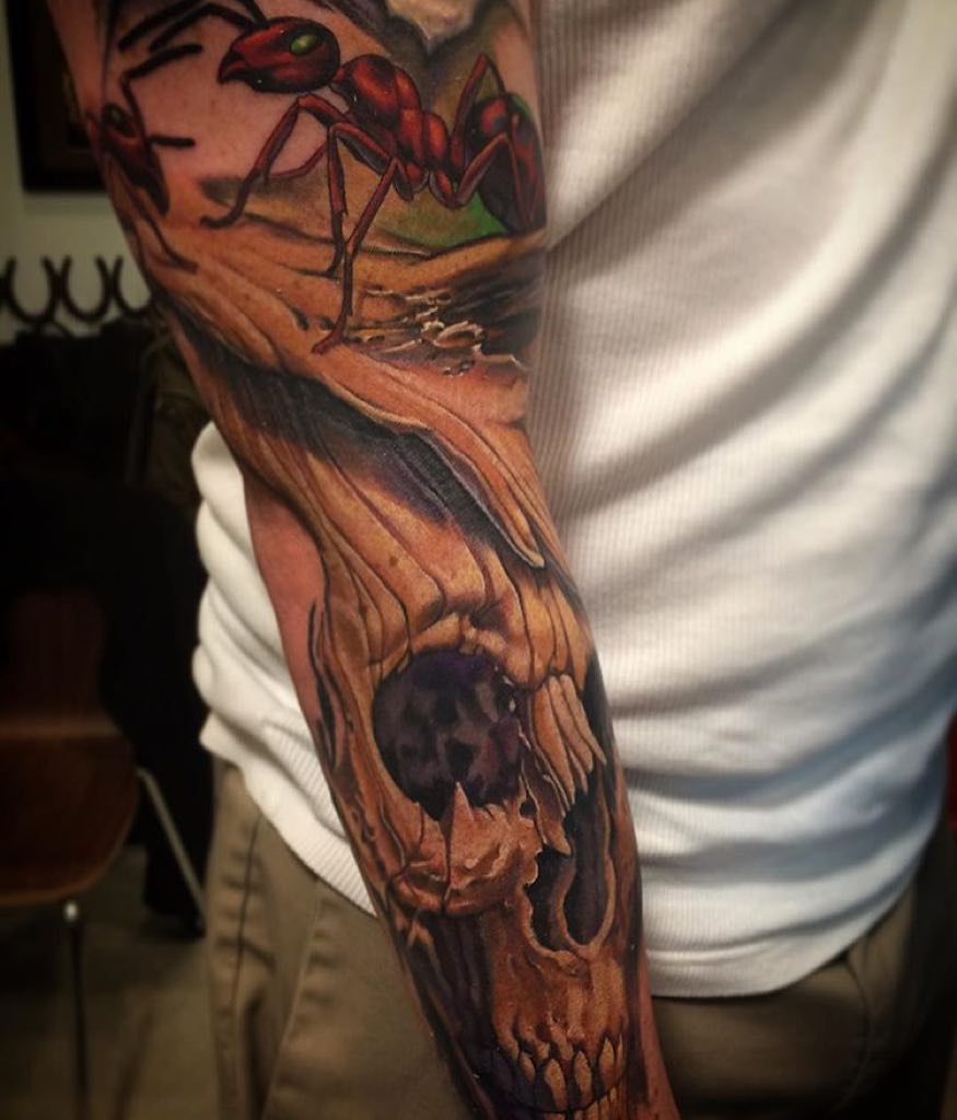Ink and Dagger Tattoo