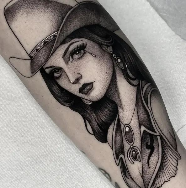 Luna Lucero
