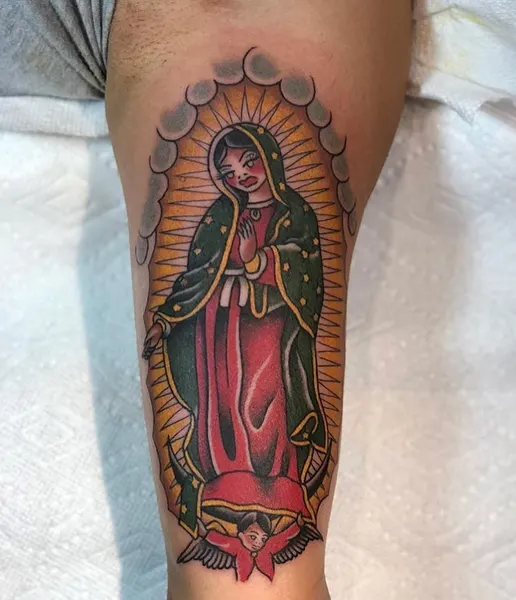 Full Circle Tattoo