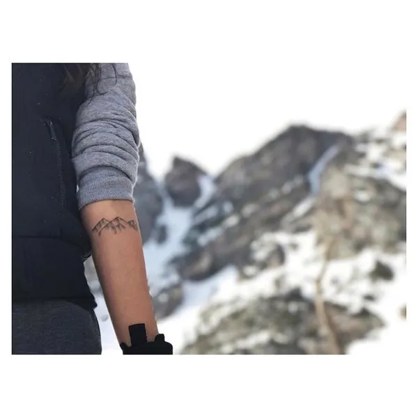 Full Circle Tattoo