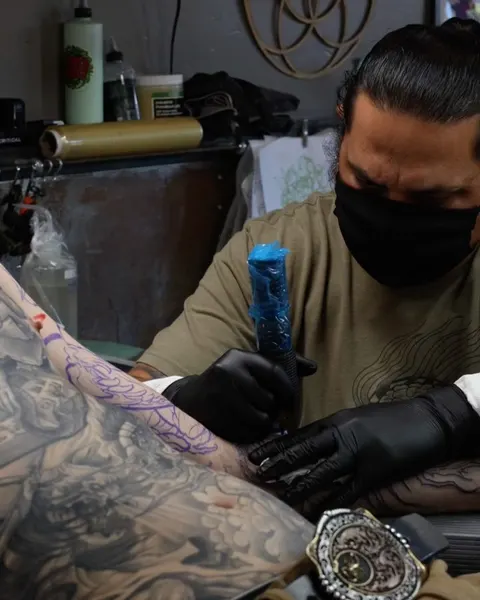 Full Circle Tattoo