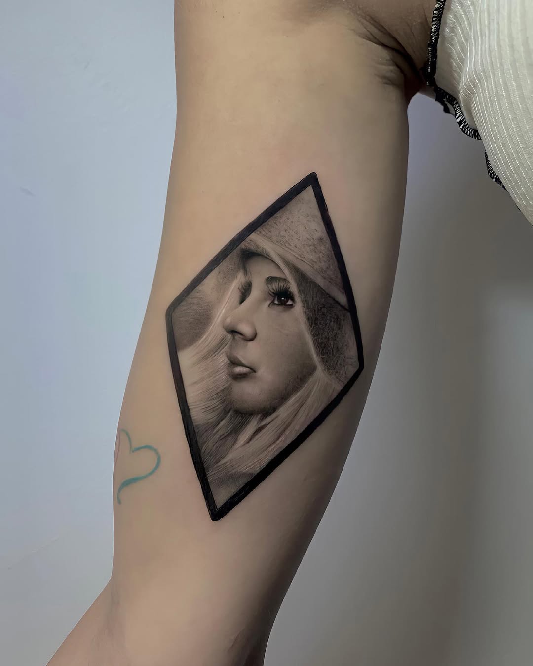 lewis.tattoo