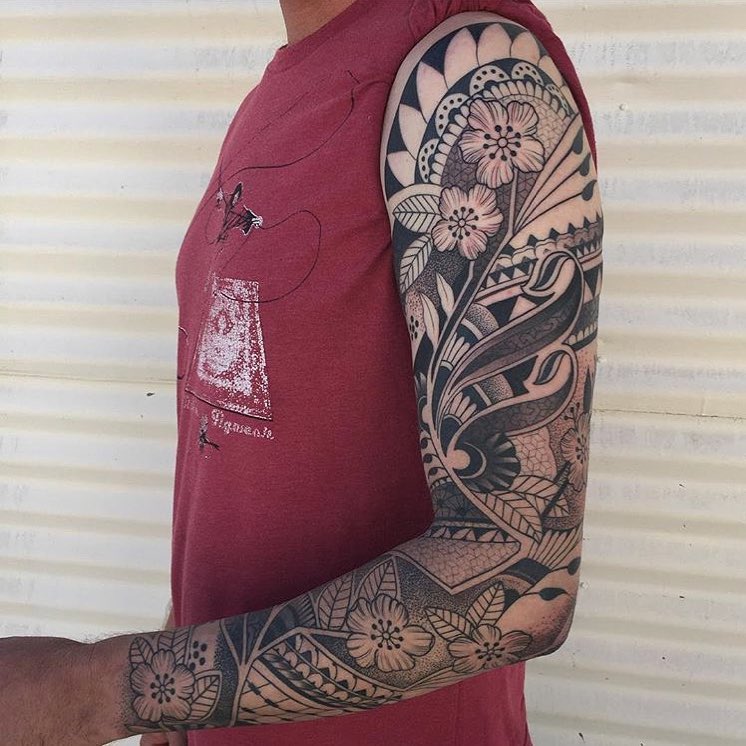 Full Circle Tattoo