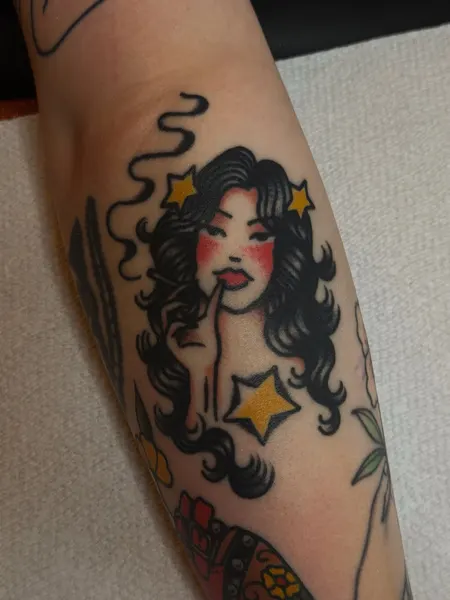 lindseebeetattoo