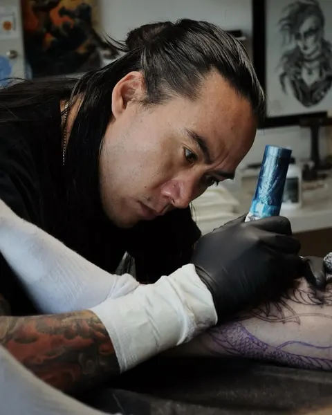 Full Circle Tattoo