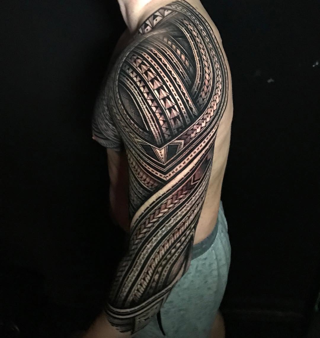 Ink and Dagger Tattoo