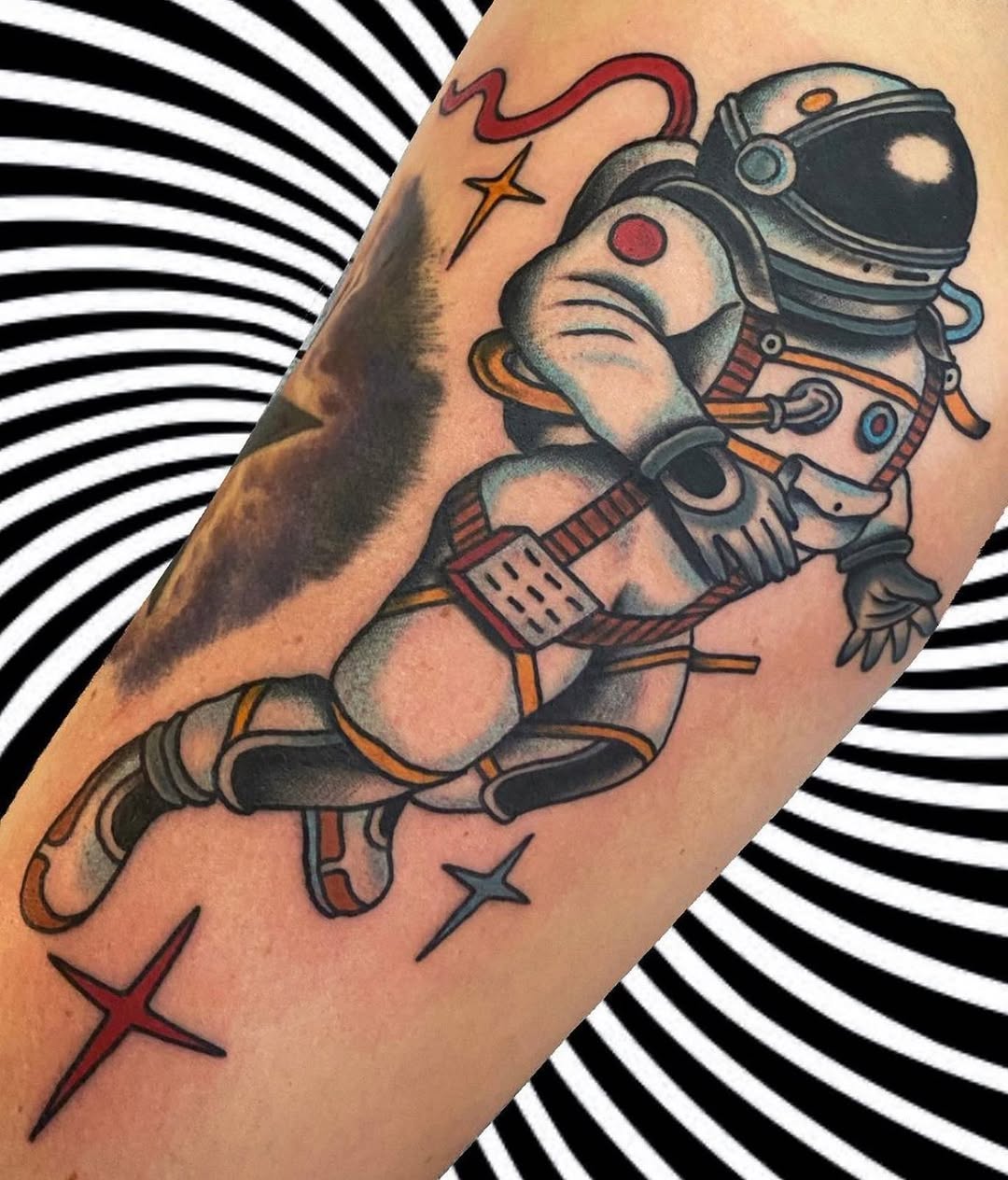 Full Circle Tattoo