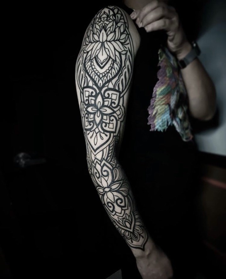 Ink and Dagger Tattoo