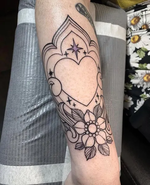 Full Circle Tattoo