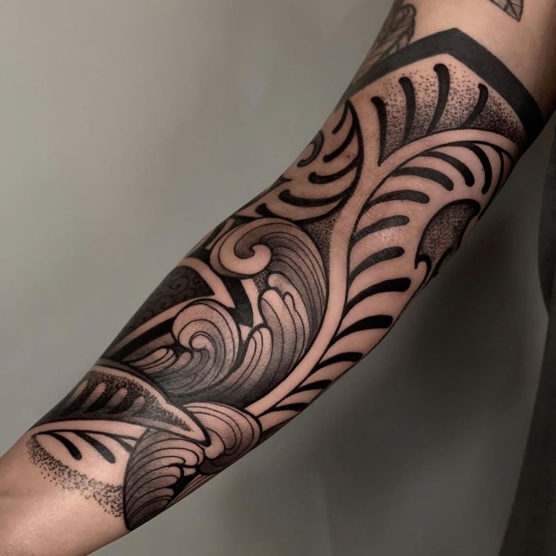 Full Circle Tattoo