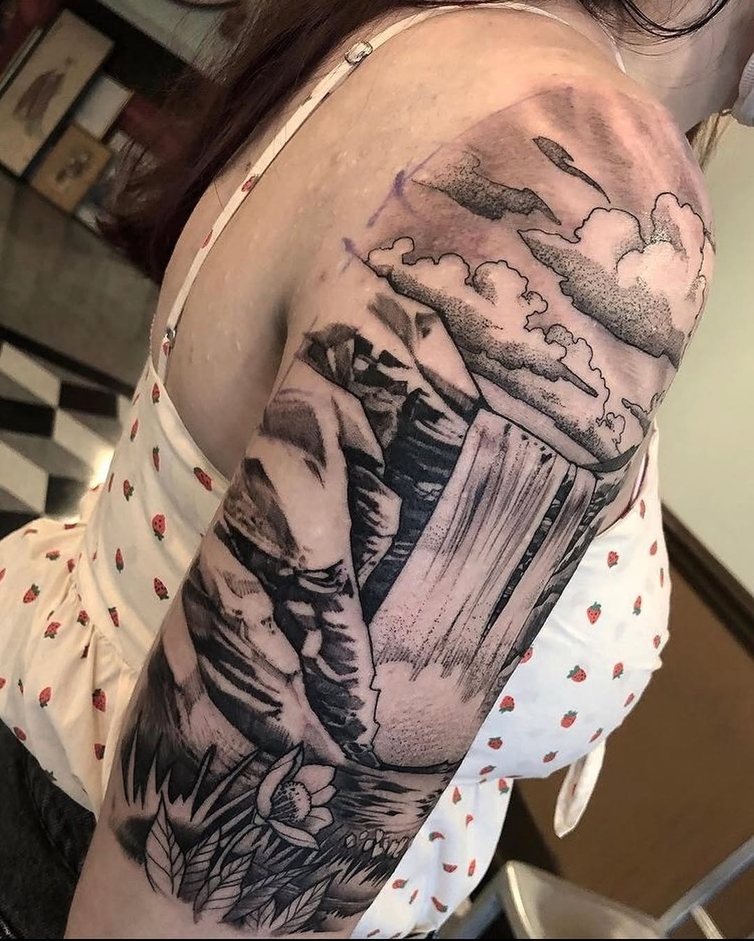 Ink and Dagger Tattoo