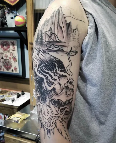 Ink and Dagger Tattoo