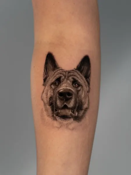 lewis.tattoo