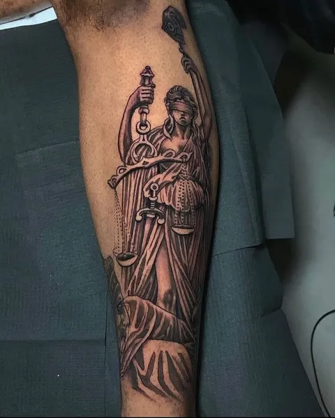 Ink and Dagger Tattoo