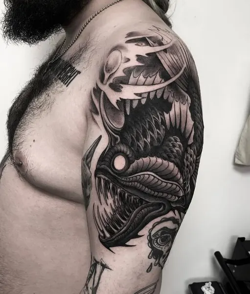 Full Circle Tattoo
