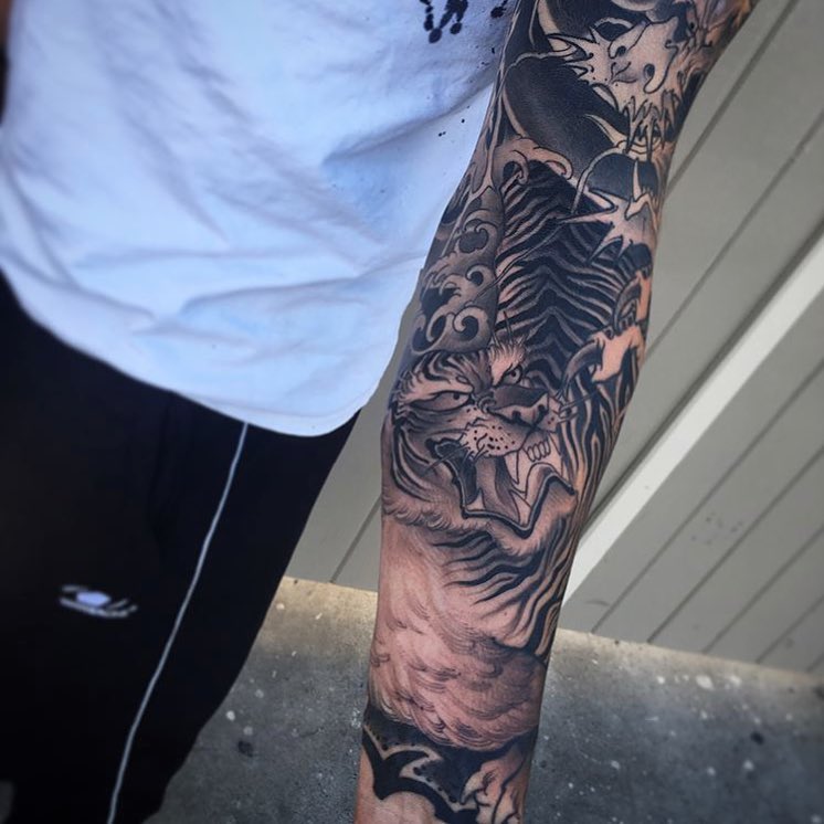 Full Circle Tattoo