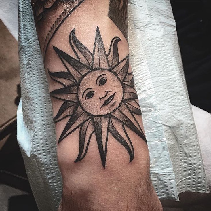 Ink and Dagger Tattoo