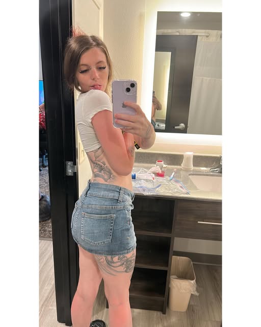 lizzz_16
