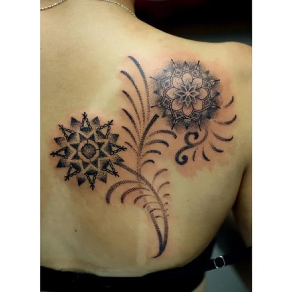 Full Circle Tattoo
