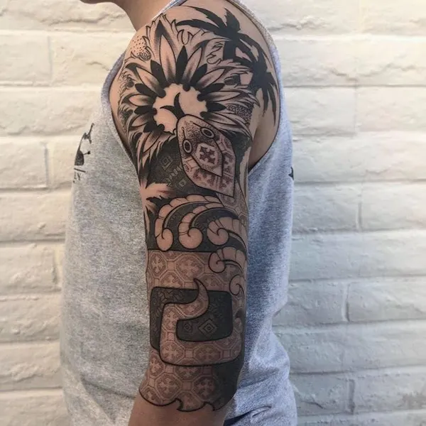 Full Circle Tattoo
