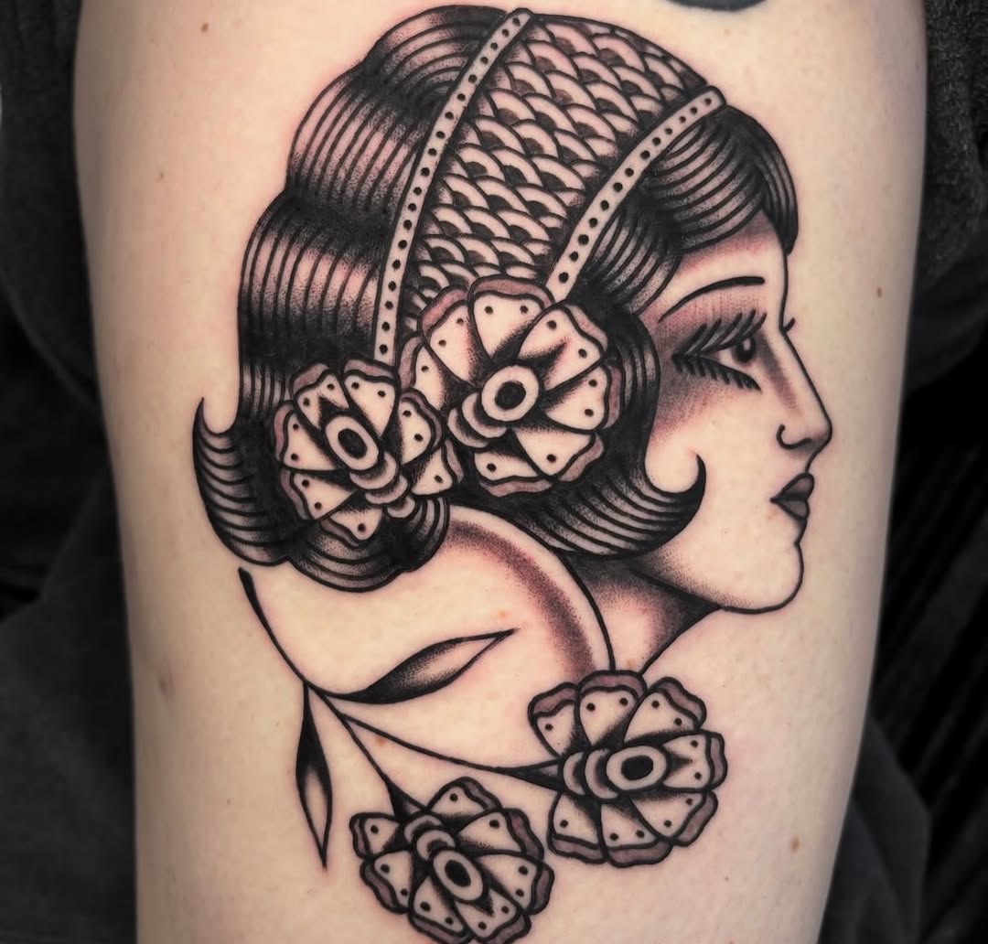 Full Circle Tattoo