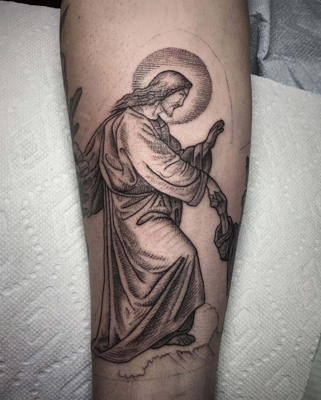 Full Circle Tattoo