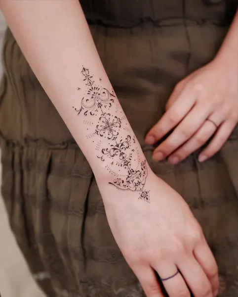 e.nal.tattoo