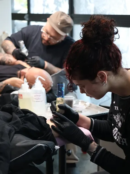 Full Circle Tattoo