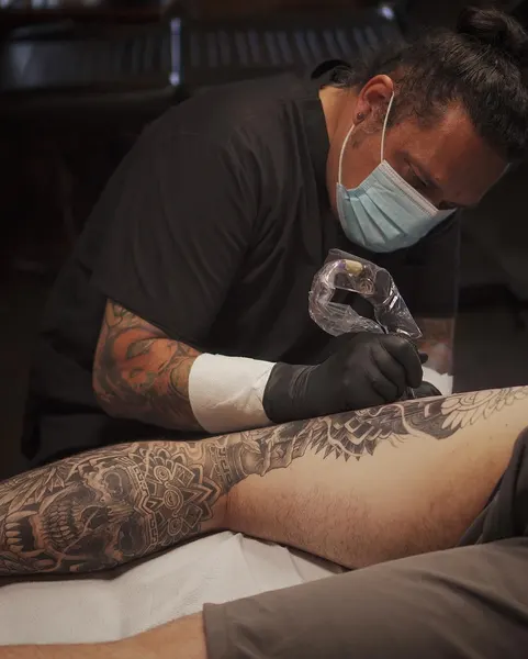 Full Circle Tattoo