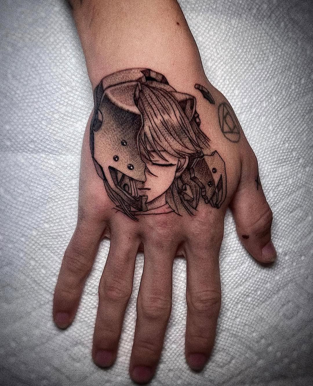 Full Circle Tattoo