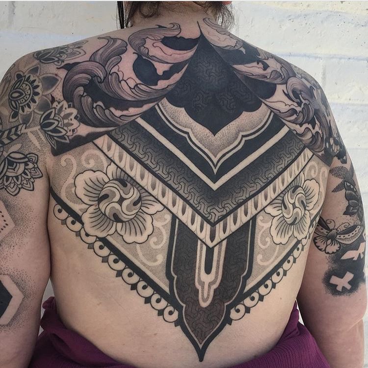 Full Circle Tattoo