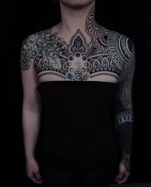 Ink and Dagger Tattoo