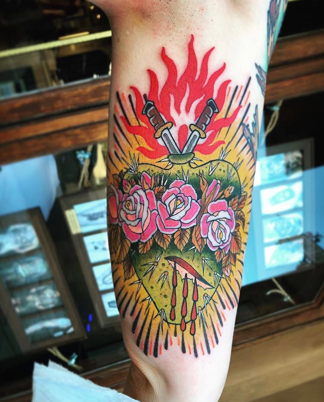 Full Circle Tattoo
