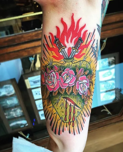 Full Circle Tattoo