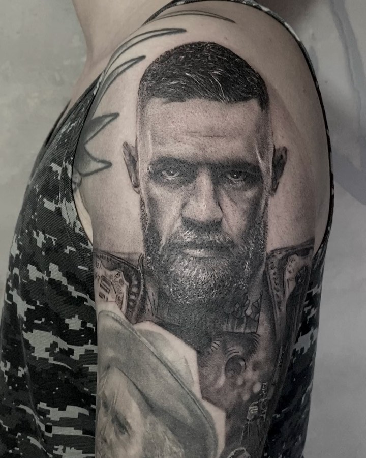 tattooist_bk
