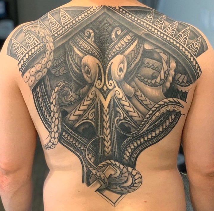Ink and Dagger Tattoo