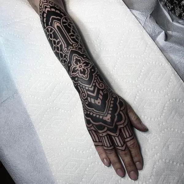 Ink and Dagger Tattoo