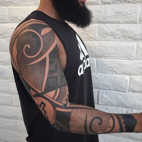 Full Circle Tattoo