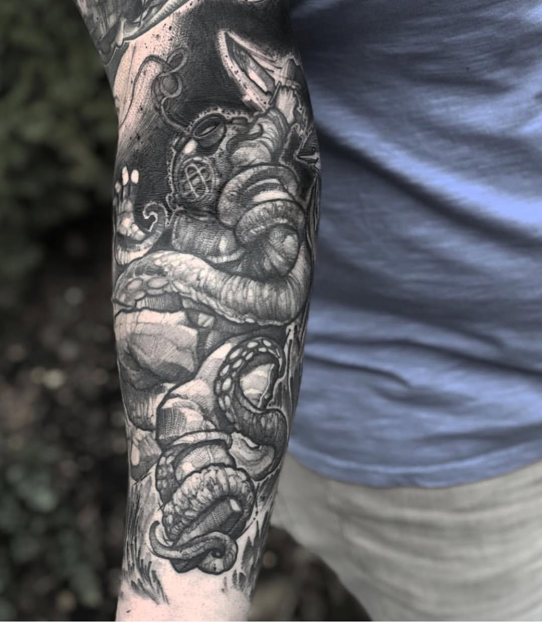 Ink and Dagger Tattoo